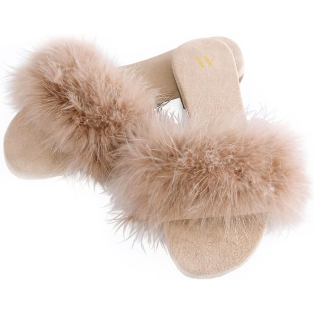 Elegant Tan Fur Slide Sandals